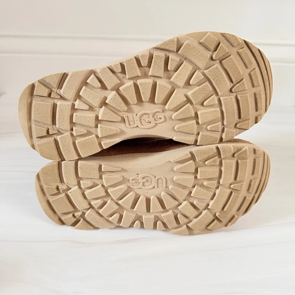 UGG Kids Canoe III Weather Boots | Chestnut Suede | Little Boy Sz 1 | Waterproof